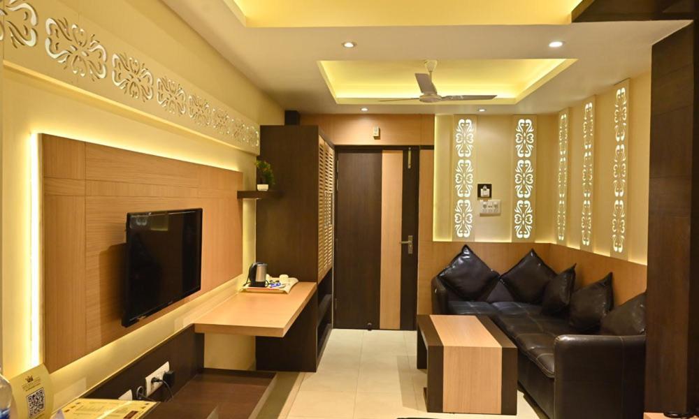 Hotel Royal Cottage Kanpur Exterior photo