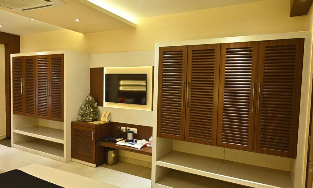 Hotel Royal Cottage Kanpur Exterior photo