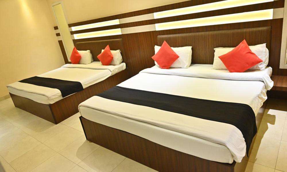 Hotel Royal Cottage Kanpur Exterior photo