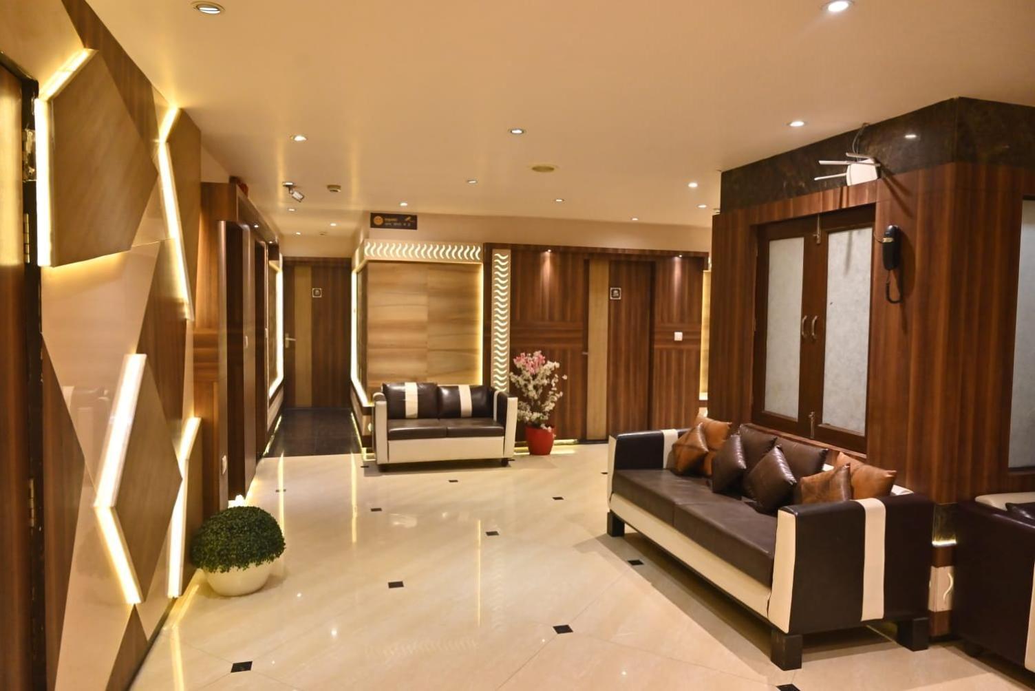 Hotel Royal Cottage Kanpur Exterior photo